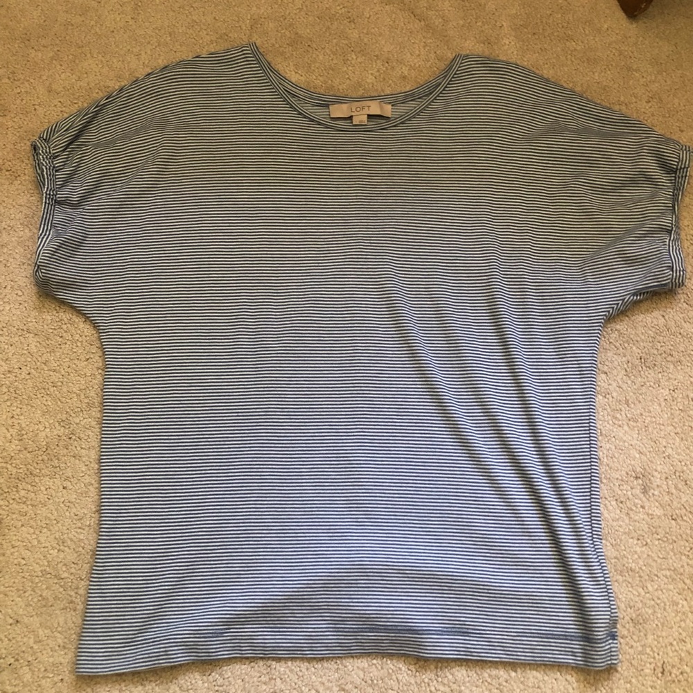 Ann Taylor LOFT T-Shirt